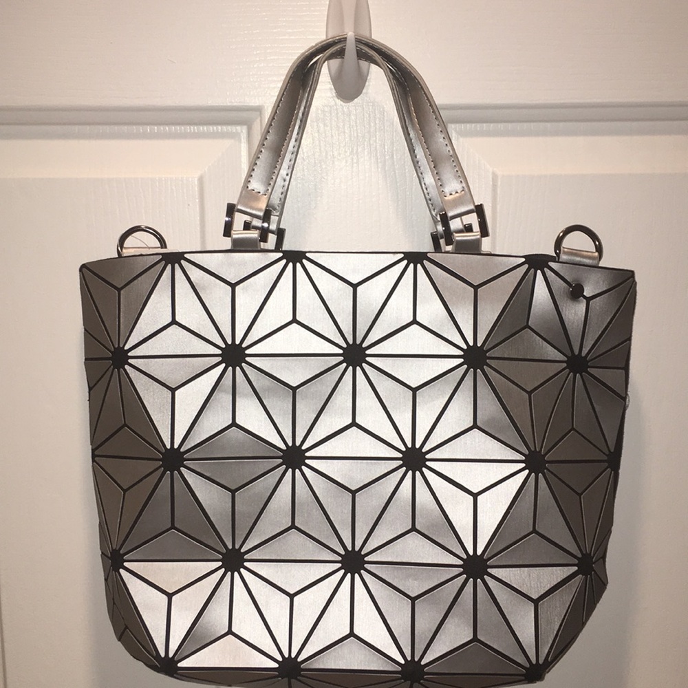 New!!! Patrizia Luca Geometric Mini Tote Bag!!